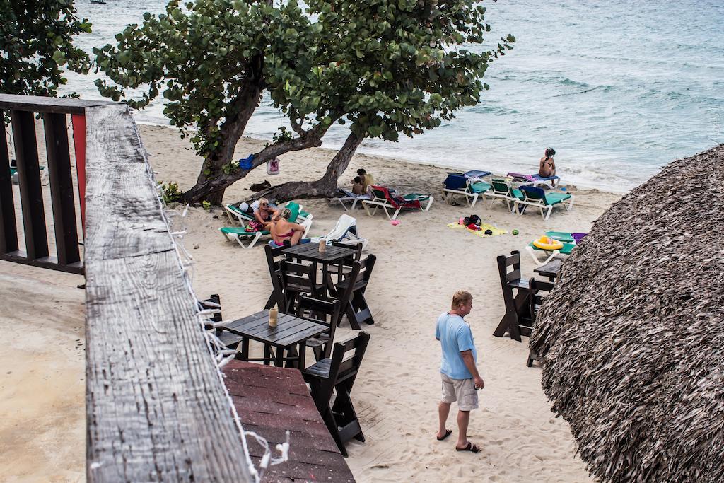 Bourbon Beach Jamaica Hotel Negril Buitenkant foto