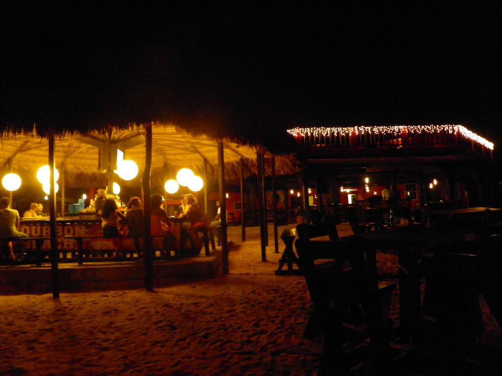 Bourbon Beach Jamaica Hotel Negril Buitenkant foto