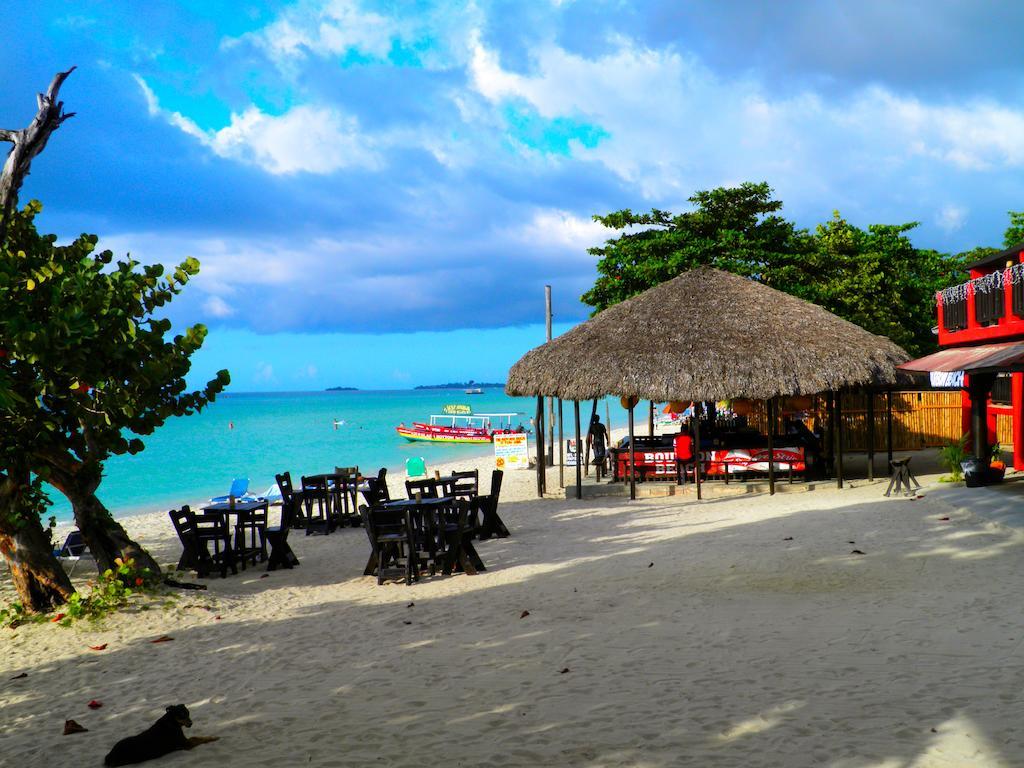 Bourbon Beach Jamaica Hotel Negril Buitenkant foto