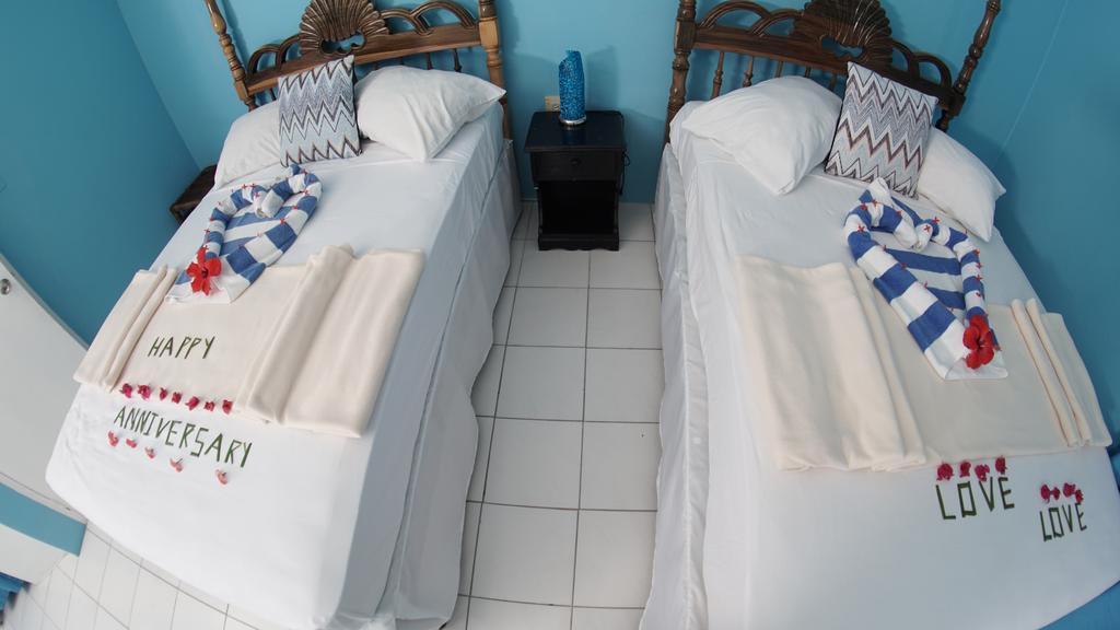 Bourbon Beach Jamaica Hotel Negril Buitenkant foto