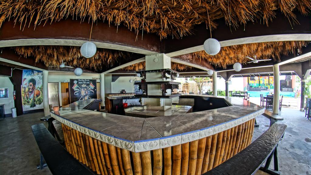 Bourbon Beach Jamaica Hotel Negril Buitenkant foto