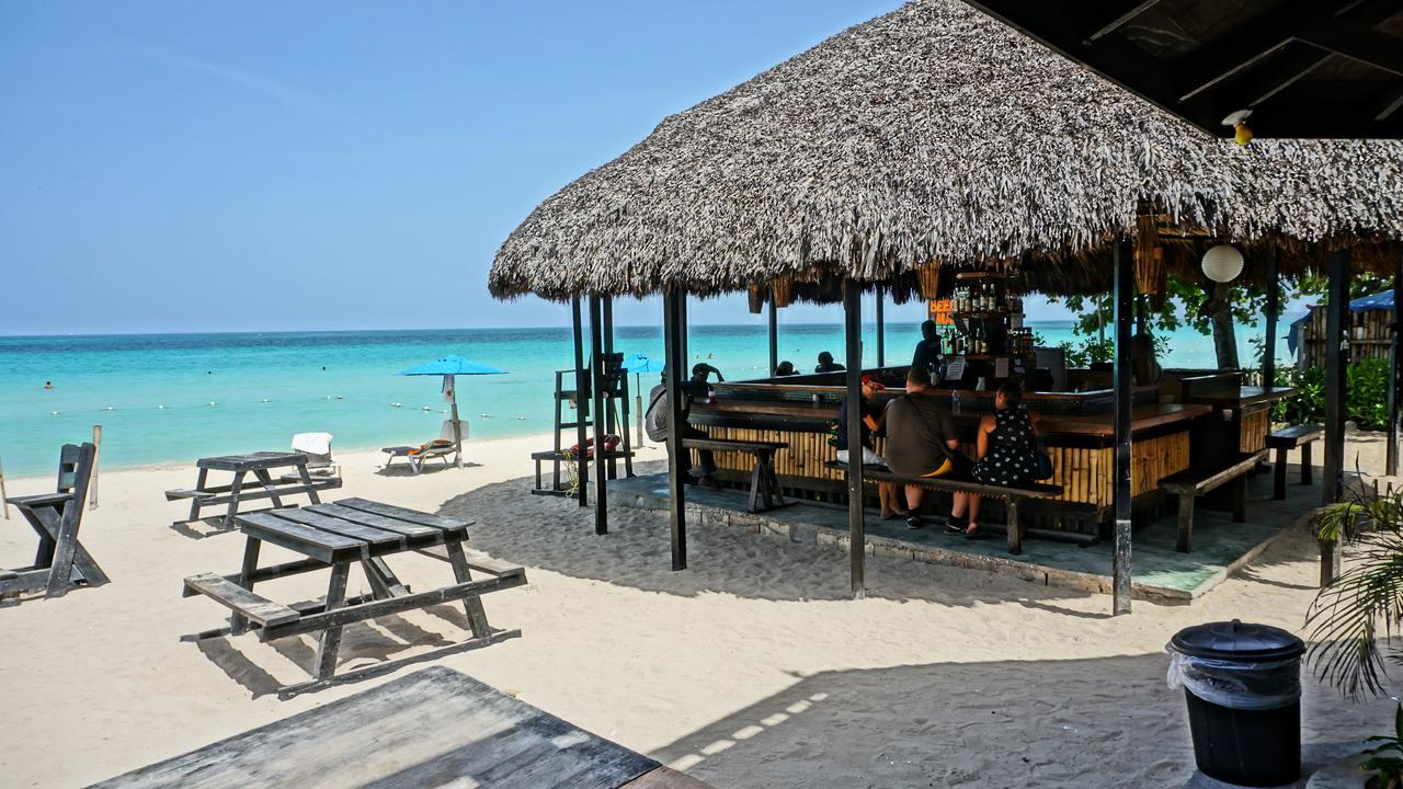 Bourbon Beach Jamaica Hotel Negril Buitenkant foto