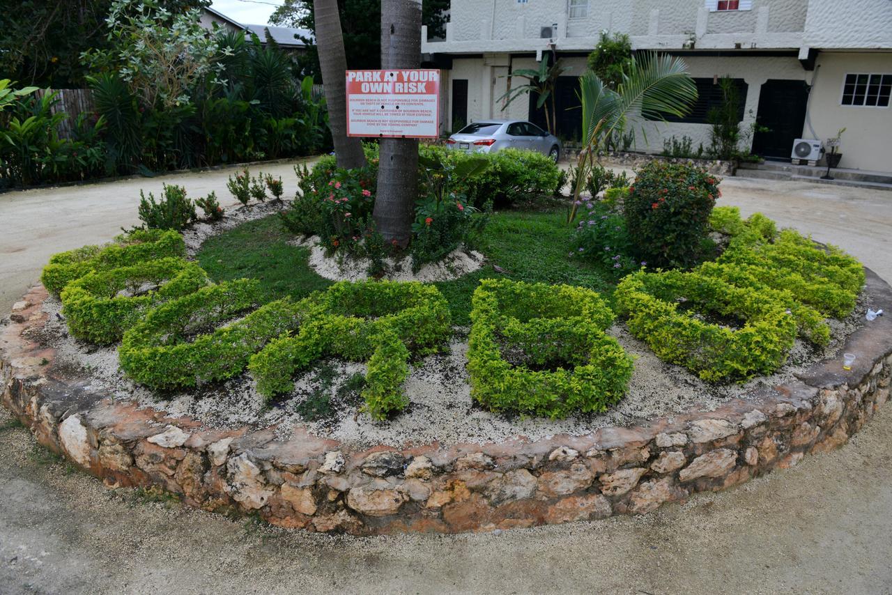Bourbon Beach Jamaica Hotel Negril Buitenkant foto